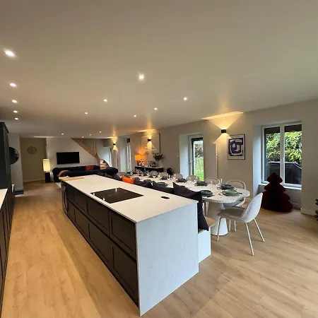 Michel 220m2 * Saint-James