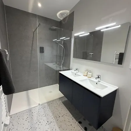Michel 220m2 Villa *