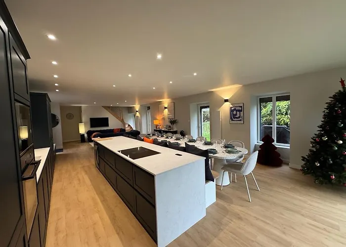 Michel 220m2 * Saint-James