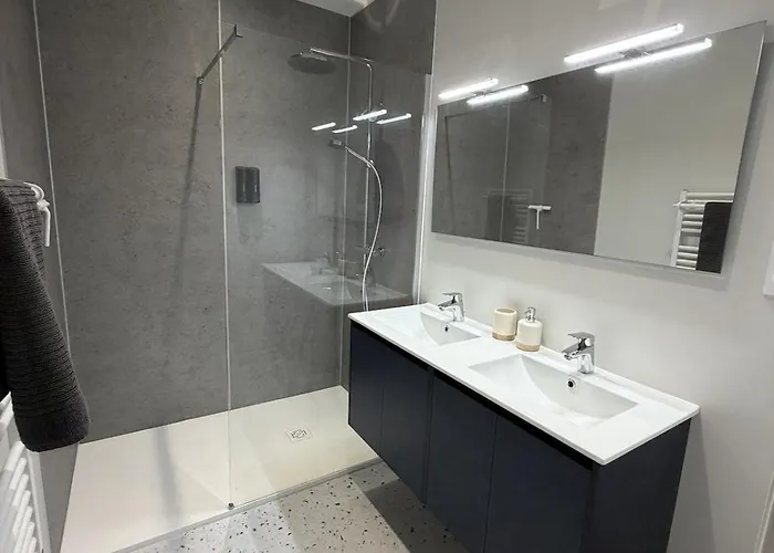 Michel 220m2 Villa *